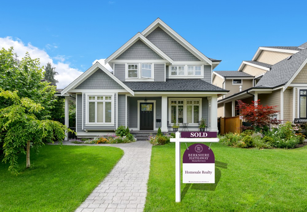 house_448870624_sign